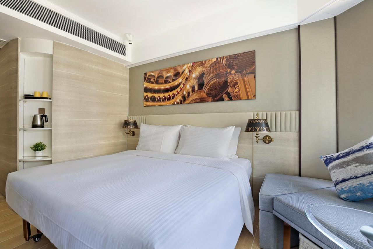 הונג קונג Hotel Alexandra מראה חיצוני תמונה