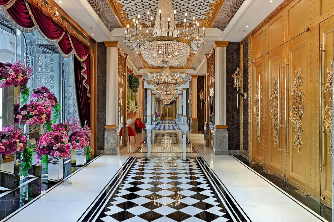 הונג קונג Hotel Alexandra מראה חיצוני תמונה
